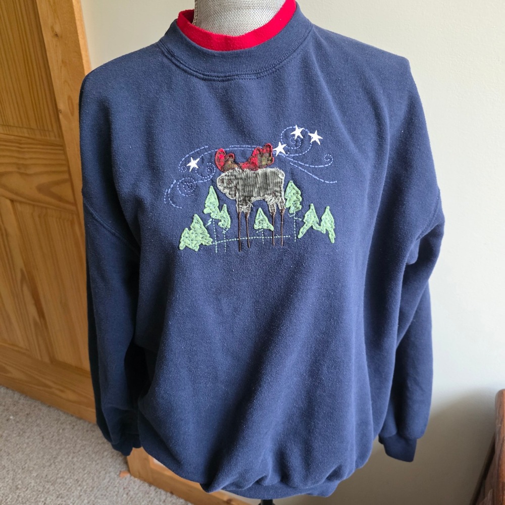 Vintage Moose Patchwork Sweatshirt Navy Blue Grandmacore Winter Crewneck 90s